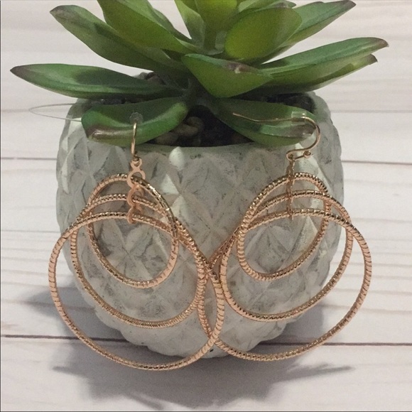 Sale! Rose gold earrings - Picture 3 of 3